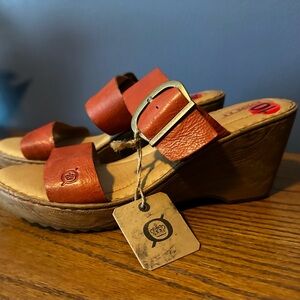 Born Tan Leather Wedge Sandals